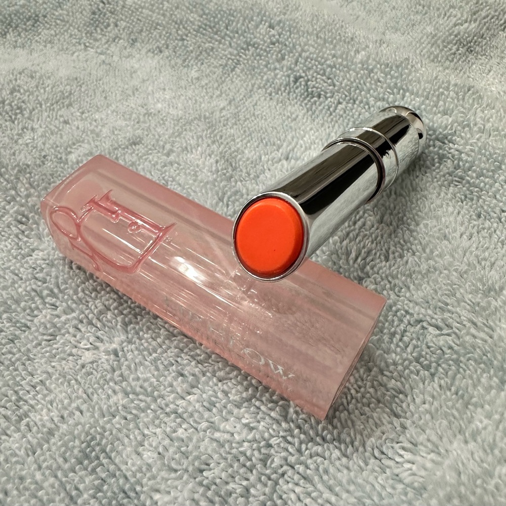 Dior Addict Lip Glow- 48 hour hydrating lip balm.